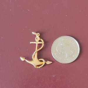 14kt gold anchor pendant.